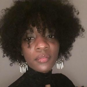 Meet your Posher, Teneka